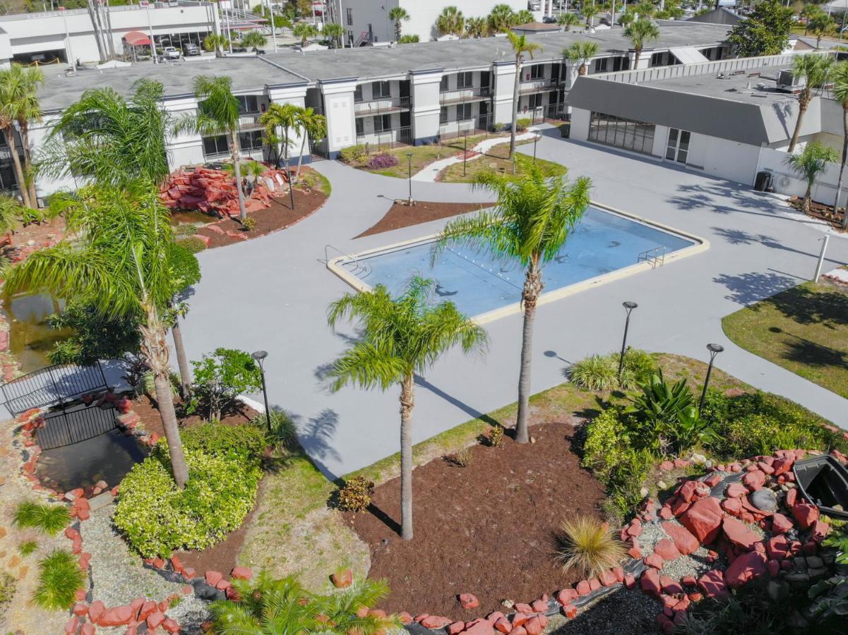 Stayable Orlando At Florida Mall Exterior photo