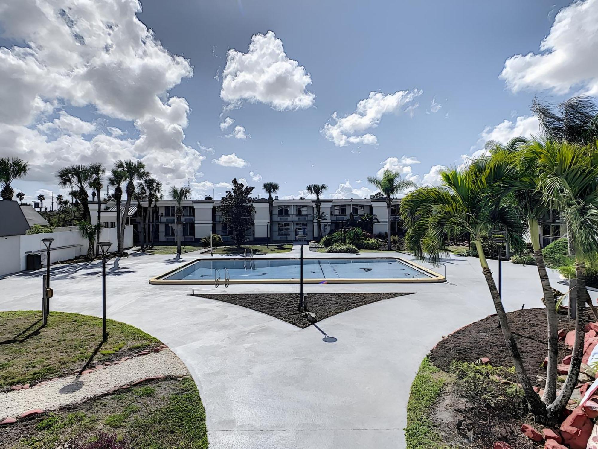 Stayable Orlando At Florida Mall Exterior photo